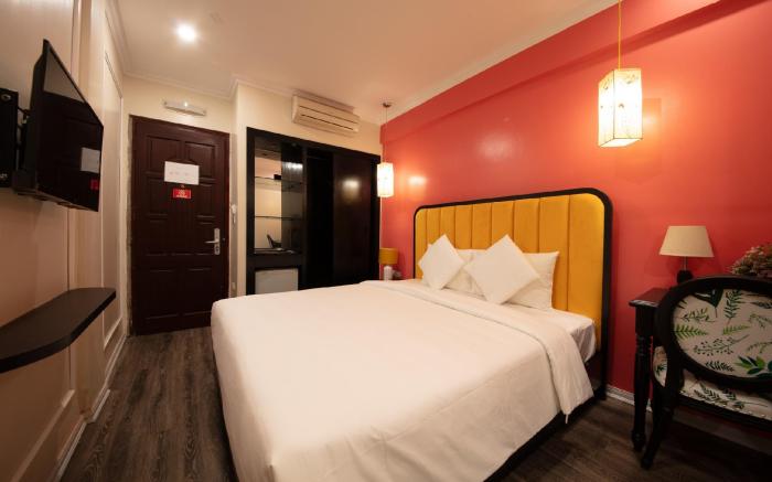 Omina Hanoi Hotel and Travel