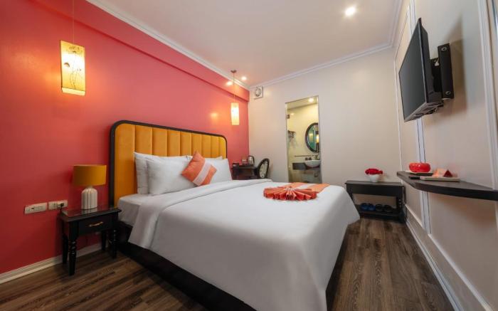 Omina Hanoi Hotel and Travel