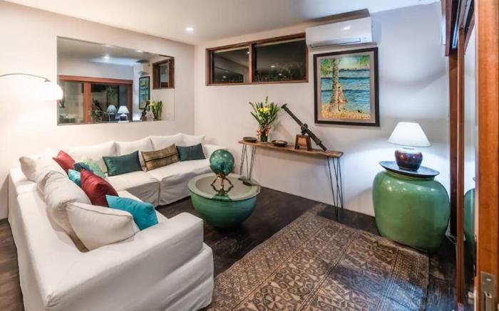 Beautiful 1BR Villa W/ Pool & Cinema Entertainment