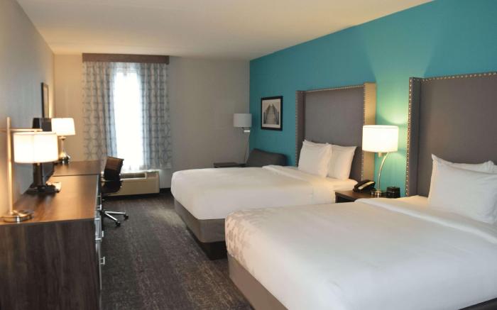 La Quinta Inn & Suites by Wyndham Jamestown