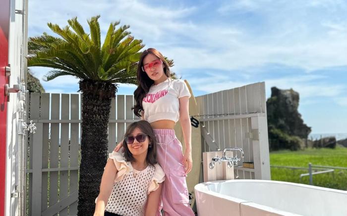 American School Bus Hotel! High-Temperature Sauna/BBQ/Open-Air Bath/View Deck/Shirahama