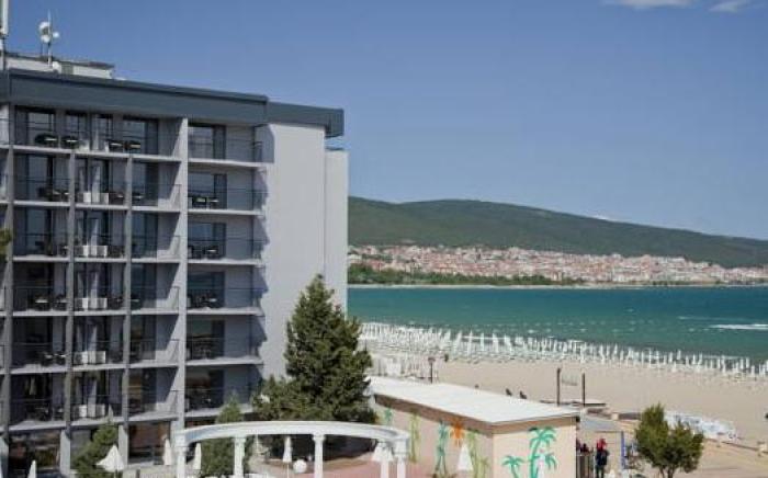 Platinum Hotel & Casino