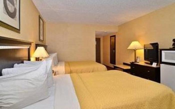 Quality Inn Aurora - Naperville Area
