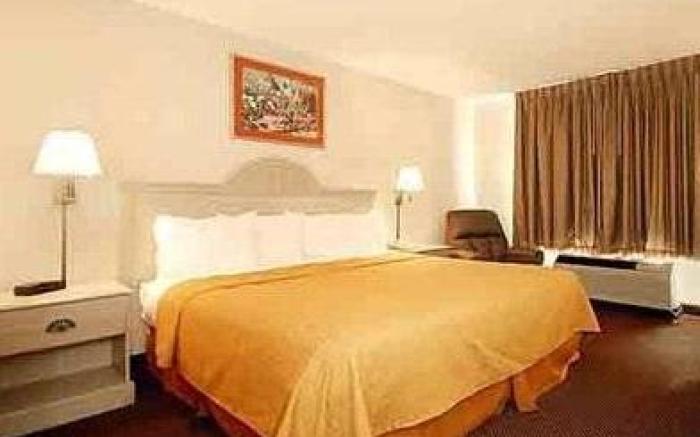 Quality Inn Merriam Kansas City