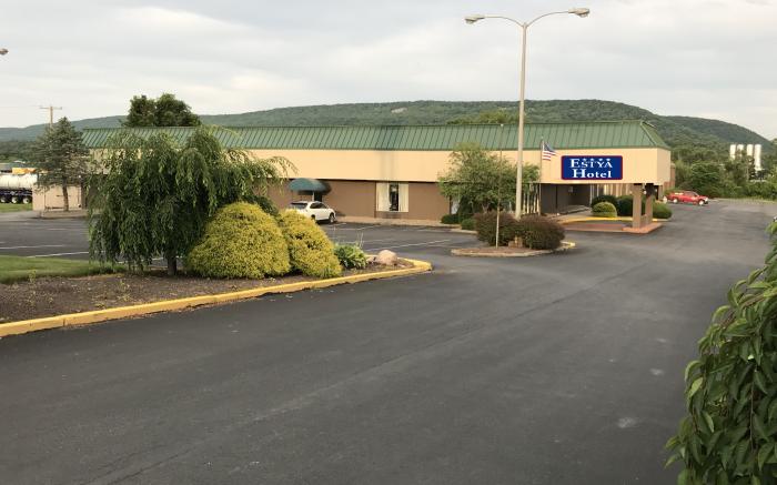 Estya Hotel