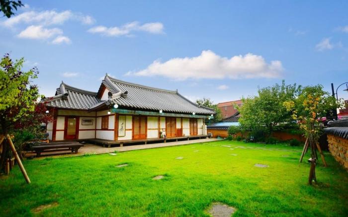 Jiudang Hanok Private Pension Jeonju Hanok Village