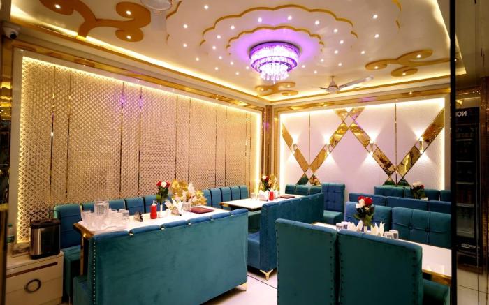Hotel Kaaynat Royale 5 Minute Distance from Dargah