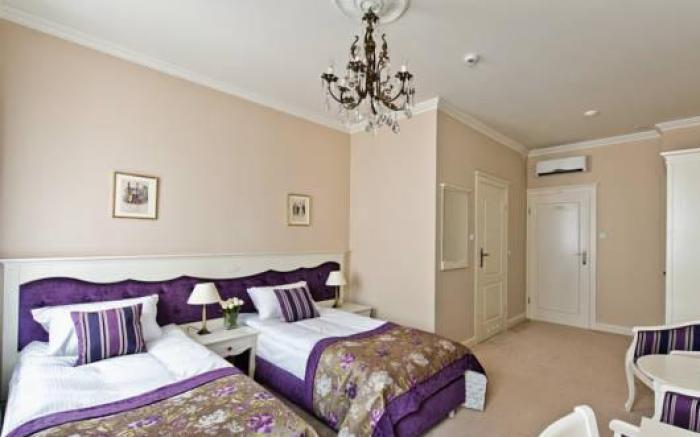 Ambasadorski Residence