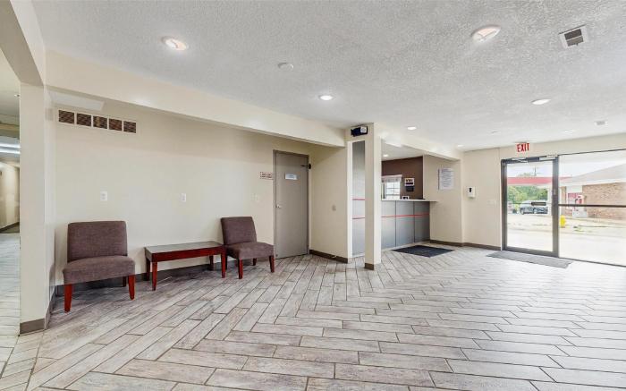 Red Lion Inn & Suites Olathe Kansas City