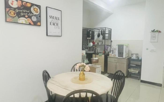 Gg’s Stay@Savanna Executive Suites,Southville City