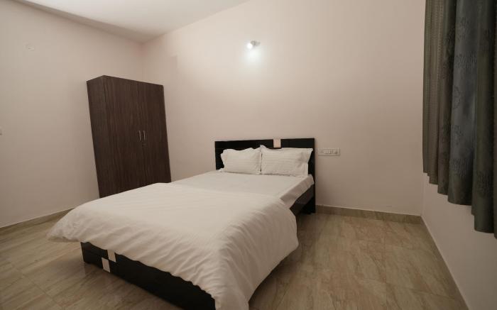 Srushti Service Apartment