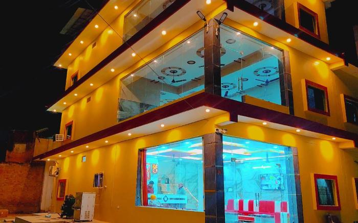 Shree Venktesh Nilayam 300 m From ram janam Bhumi