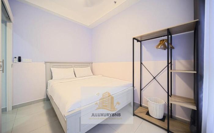 Meridin Executive Suite 4 Room (Level 31)