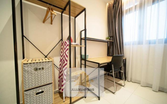 Meridin Executive Suite 2 Room (Level 25)