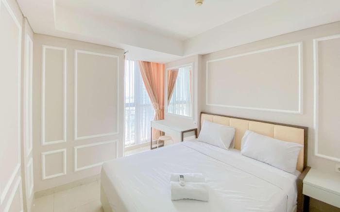 Well Furnished 1BR Gold Coast Apt By Travelio