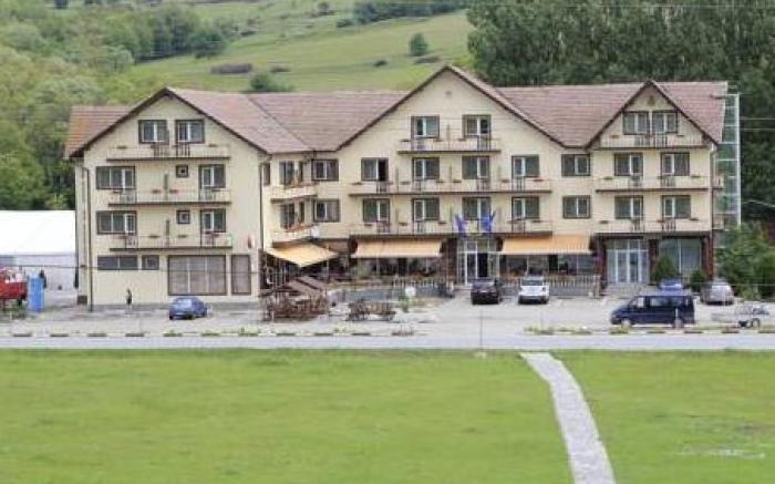 Hotel Dumbrava
