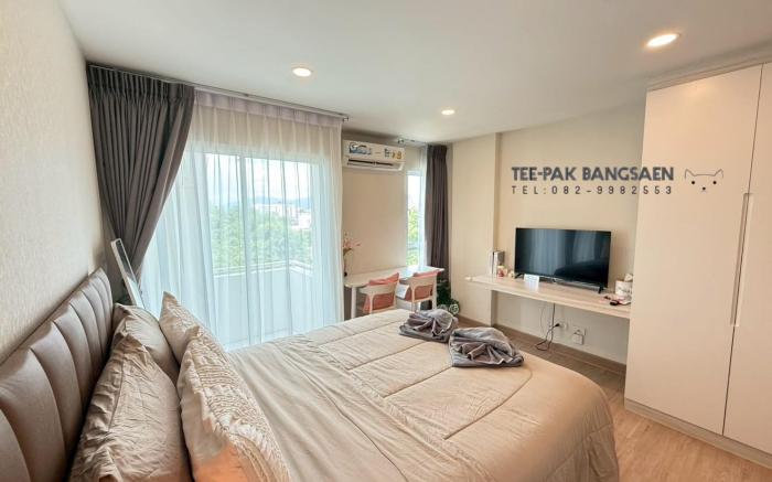 AVALYN Room Plus III - East Ville