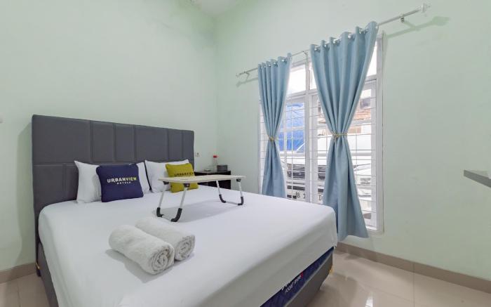Urbanview Hotel Nakasya Burangrang