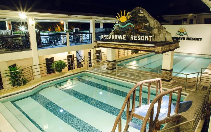 Dreamwave Resort Laguna