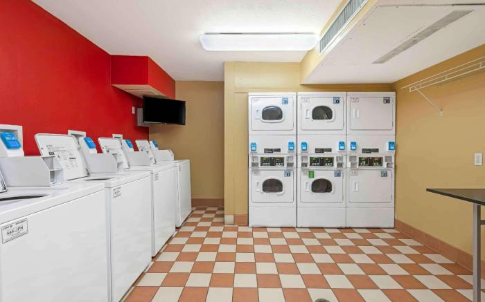 Studio 6 Extended Stay Minneapolis  Airport  Eagan  North   MN