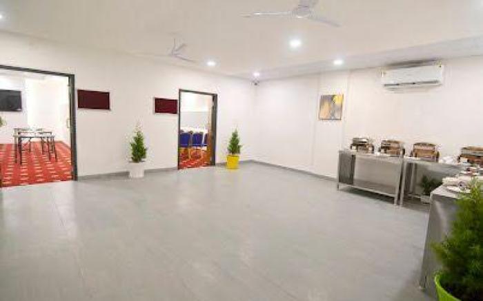 Carry Inn Indore