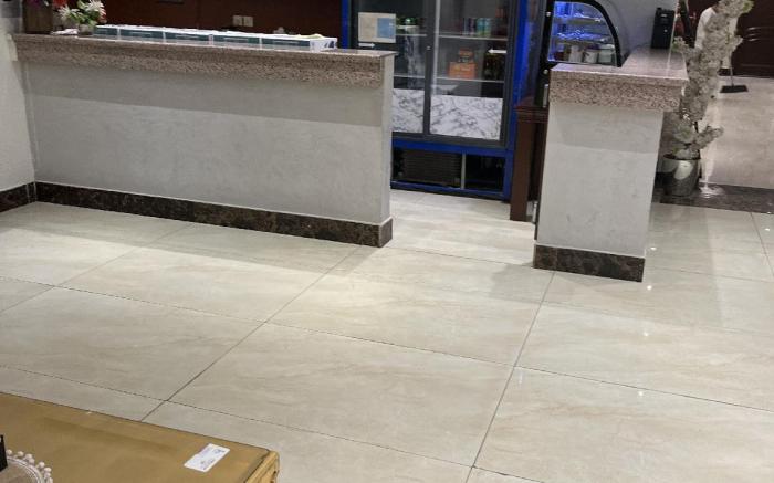 لاند مارك للشقق المخدومه