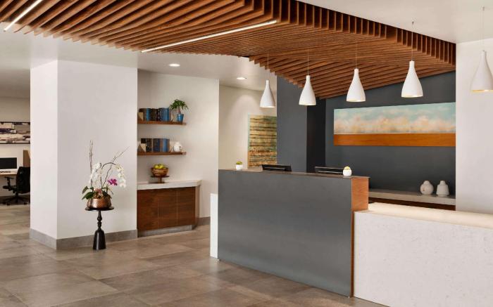 La Quinta Inn & Suites by Wyndham San Luis Obispo Downtown
