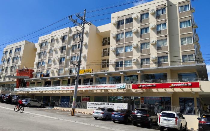 Deluxe Studio - Fast WiFi, Netflix, Free Pool