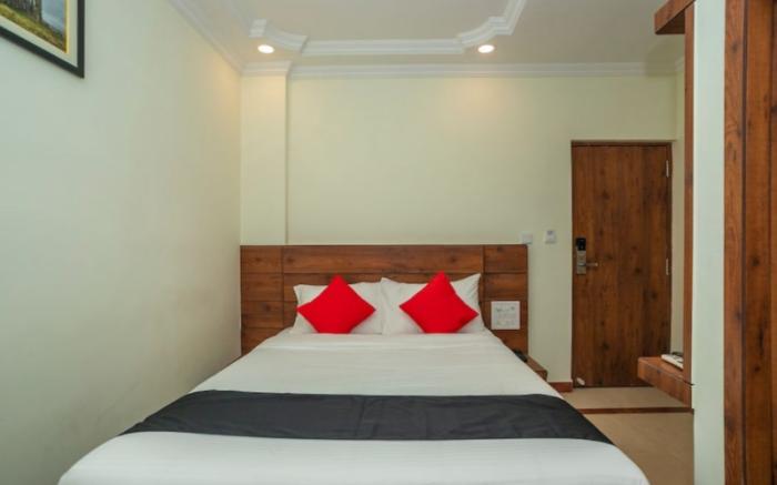 HOTEL SAVI INN