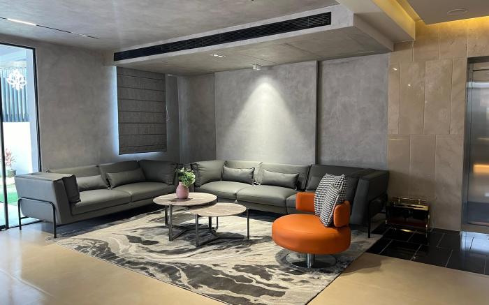 Hotel Kyzen HiTech City- Your Zenly Stay 