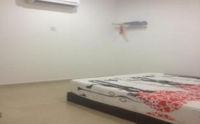 Four Rooms Golden Shower  24 hours check in