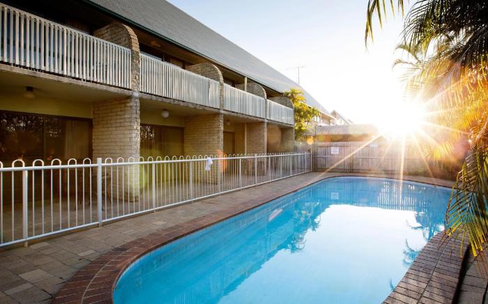 Nightcap at Kawana Waters Hotel