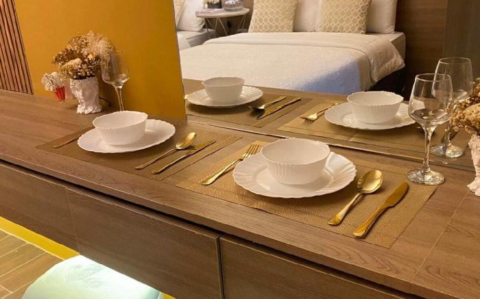 Diva Suite by YourNest @ Air Residences / Mall