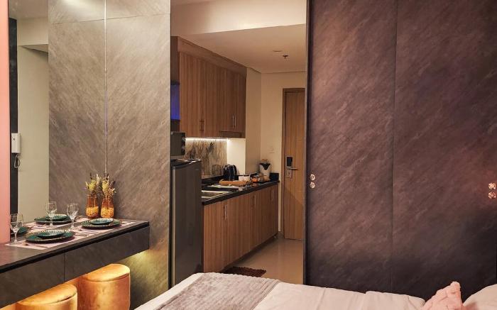 Hera Suite by YourNest @ Shore2 (Netflix + Wifi)