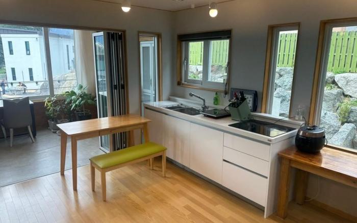 Sokcho Ulsanbawi Bed and Breakfast