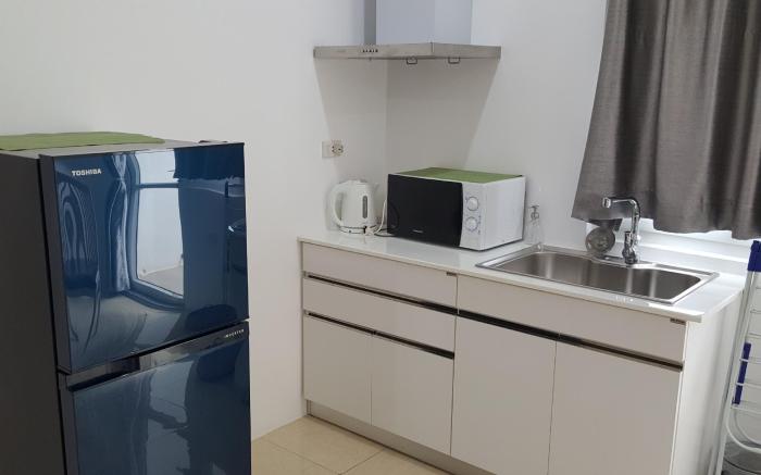 Two-bedroom Condo on 24th Floor w/ Gym