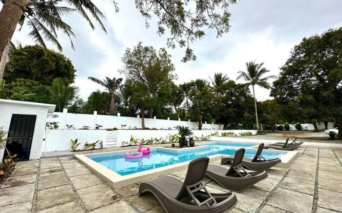 Solstice Suites - Jacob Suite (8 pax)