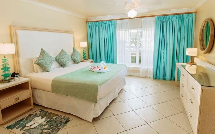 Bay Gardens Beach Resort & Spa