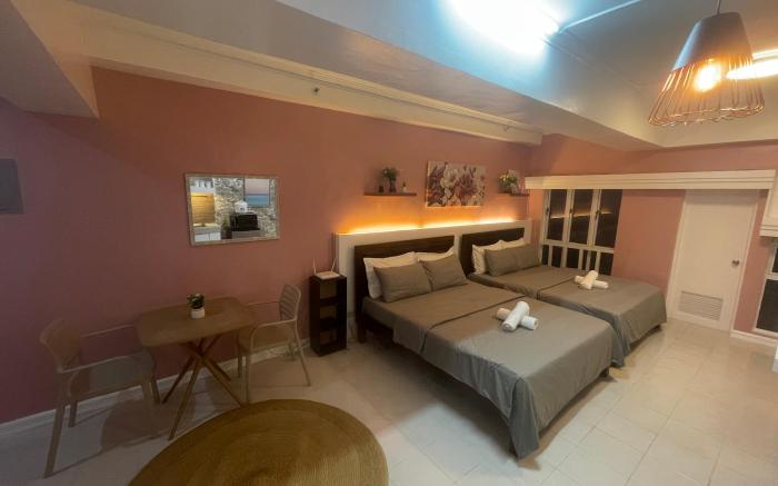 1715: 2 QUEEN-SIZED BED+FACING TAAL+FIBR WIFI+COOK