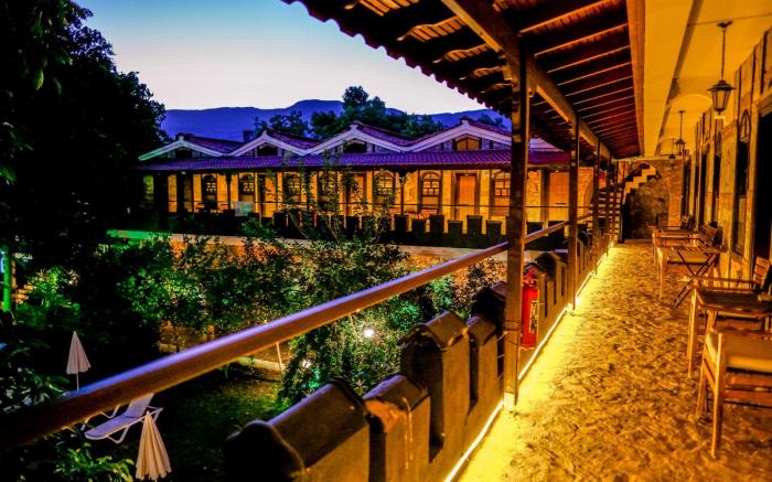 Manastırhan Otel Kazdağları