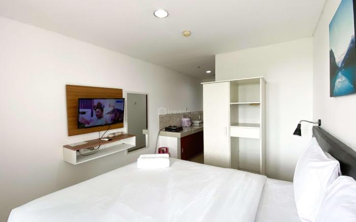Minimalist Studio at Enviro Apartment By Travelio