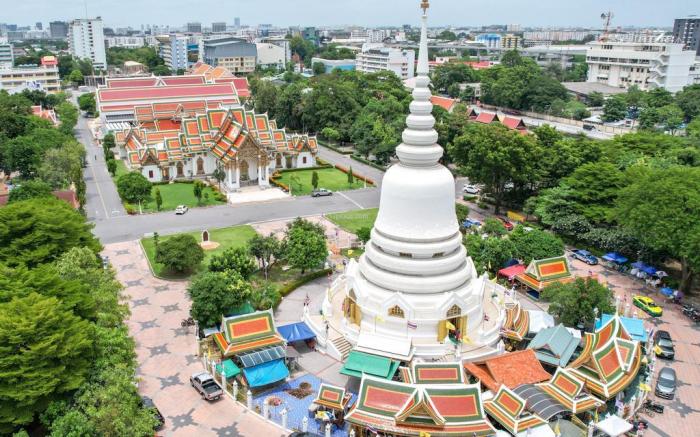 Leelawadee Resotel Raminthra 23