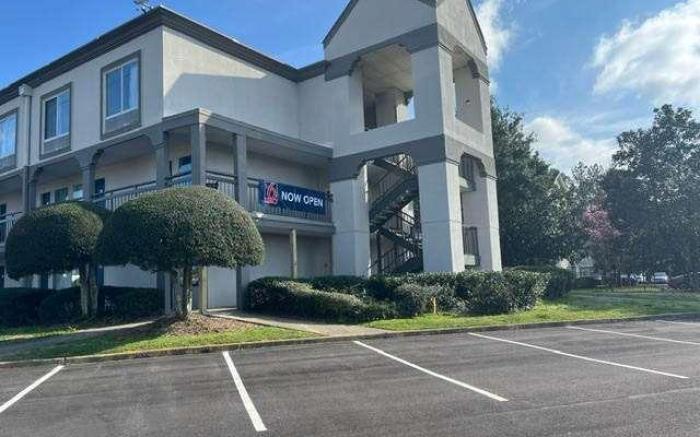 Studio6 Suites Norcross, GA