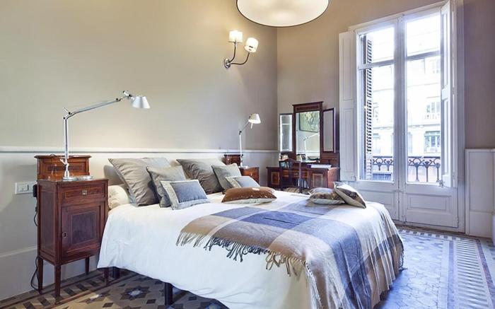 Tourist Apartment in the Center - Rambla Catalunya