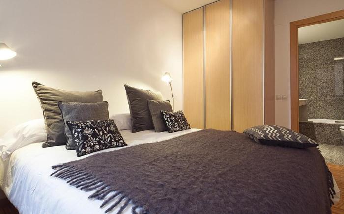3BR Duplex Apartment near Park Guell Barcelona