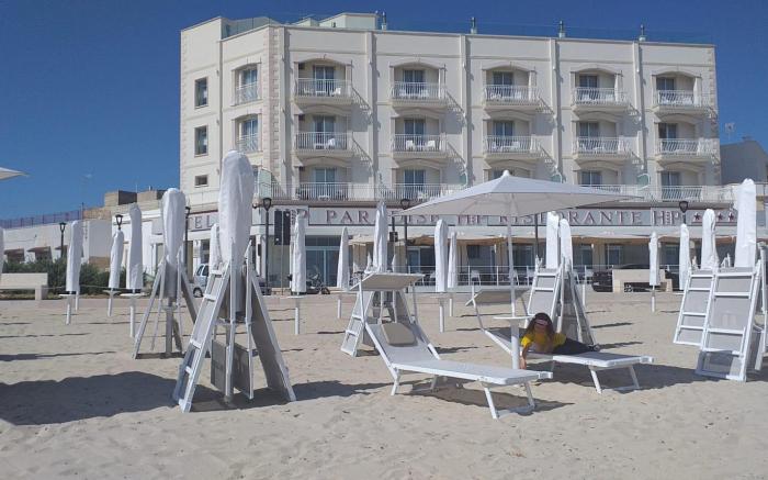 HOTEL GRAN PARADISE