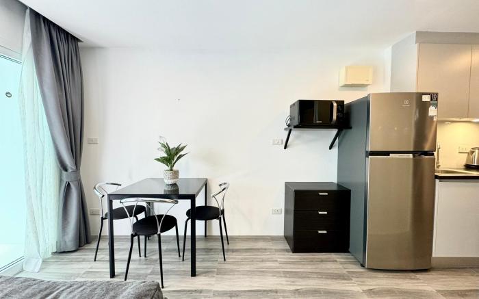 Mantra Beach Condominium - M122