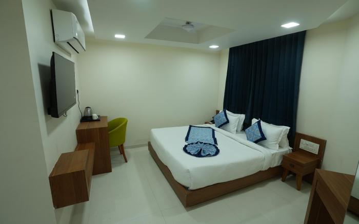 Hotel Raison inn Bechraji