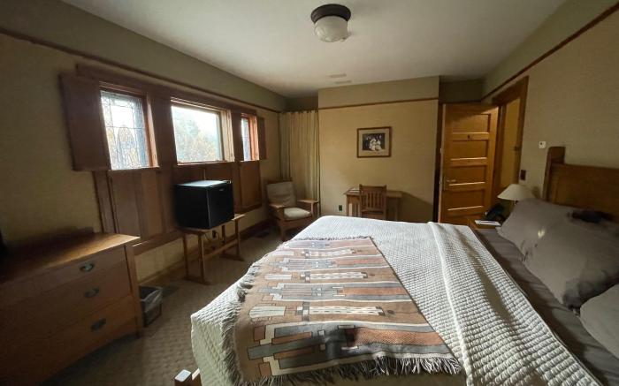 Roycroft Inn