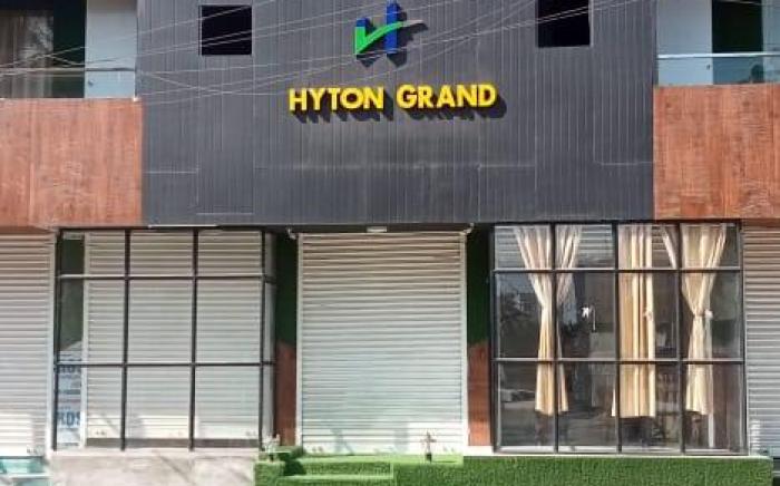 HYTON GRAND 